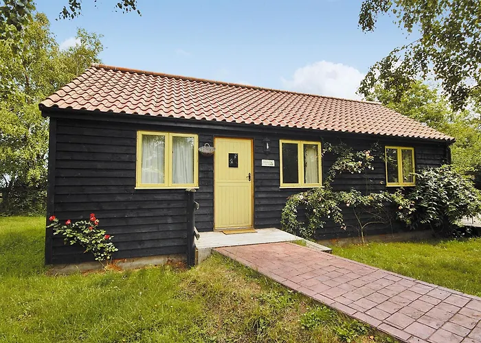 Briar Cottage - E5335